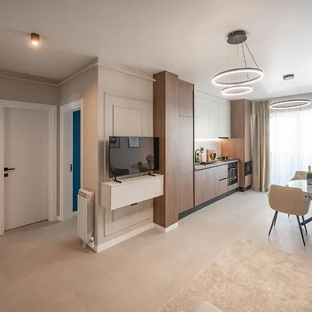 Marina Blue In Odyssey Pools And Parking * Navodari