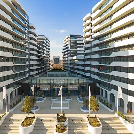Marina Blue In Odyssey Pools And Parking Daire